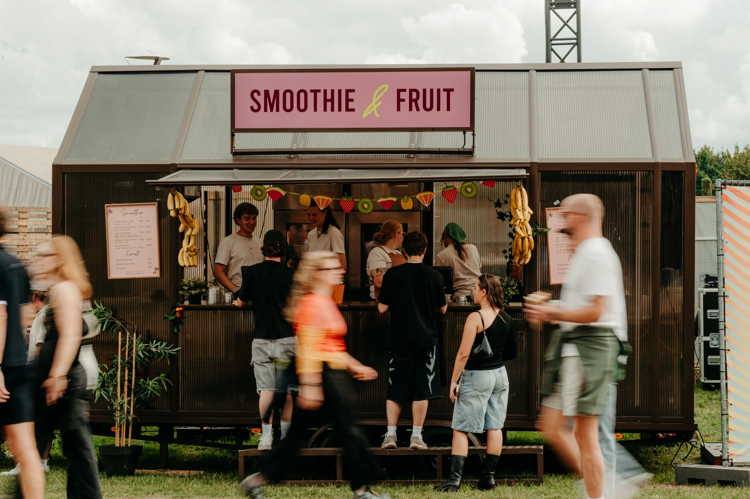 De foodstand van Bruis op het festivalterrein
