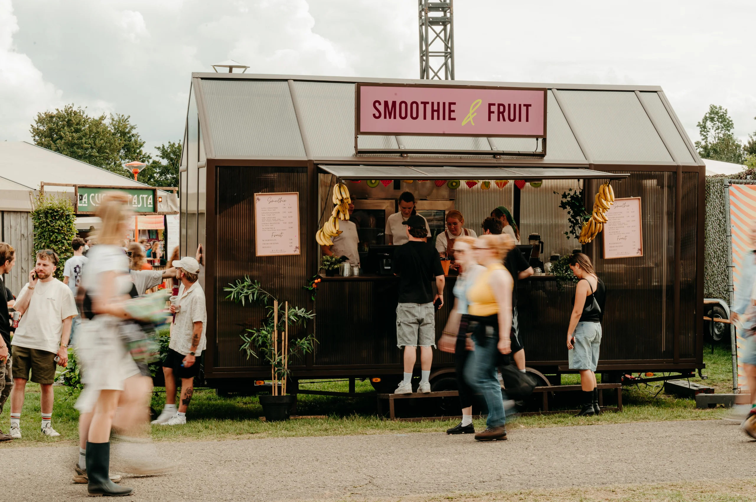 De foodstand van Bruis op het festivalterrein